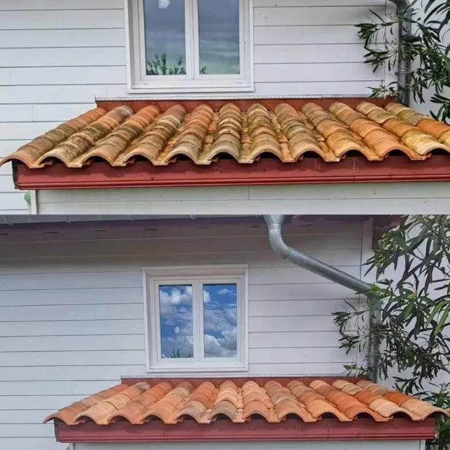 Démoussage vapeur de tuiles canal sur une maison labourdine à Saint-Jean-de-Luz